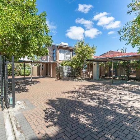 Absolute Bosch Guest House Stellenbosch Exterior photo